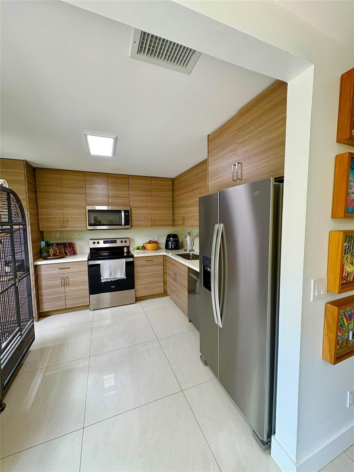 4832 Grapevine Way Davie, FL 33331 - Photo 5 of 22 Photo 5