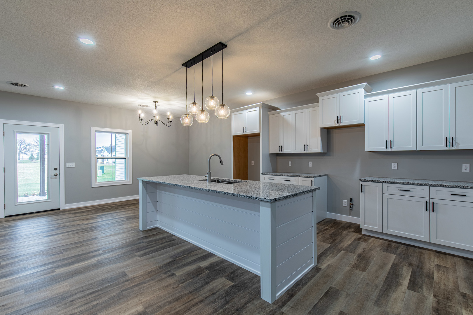 1015 South 6th Street, Unit 1 Princeton, IL 61356 - Photo 8 of 32