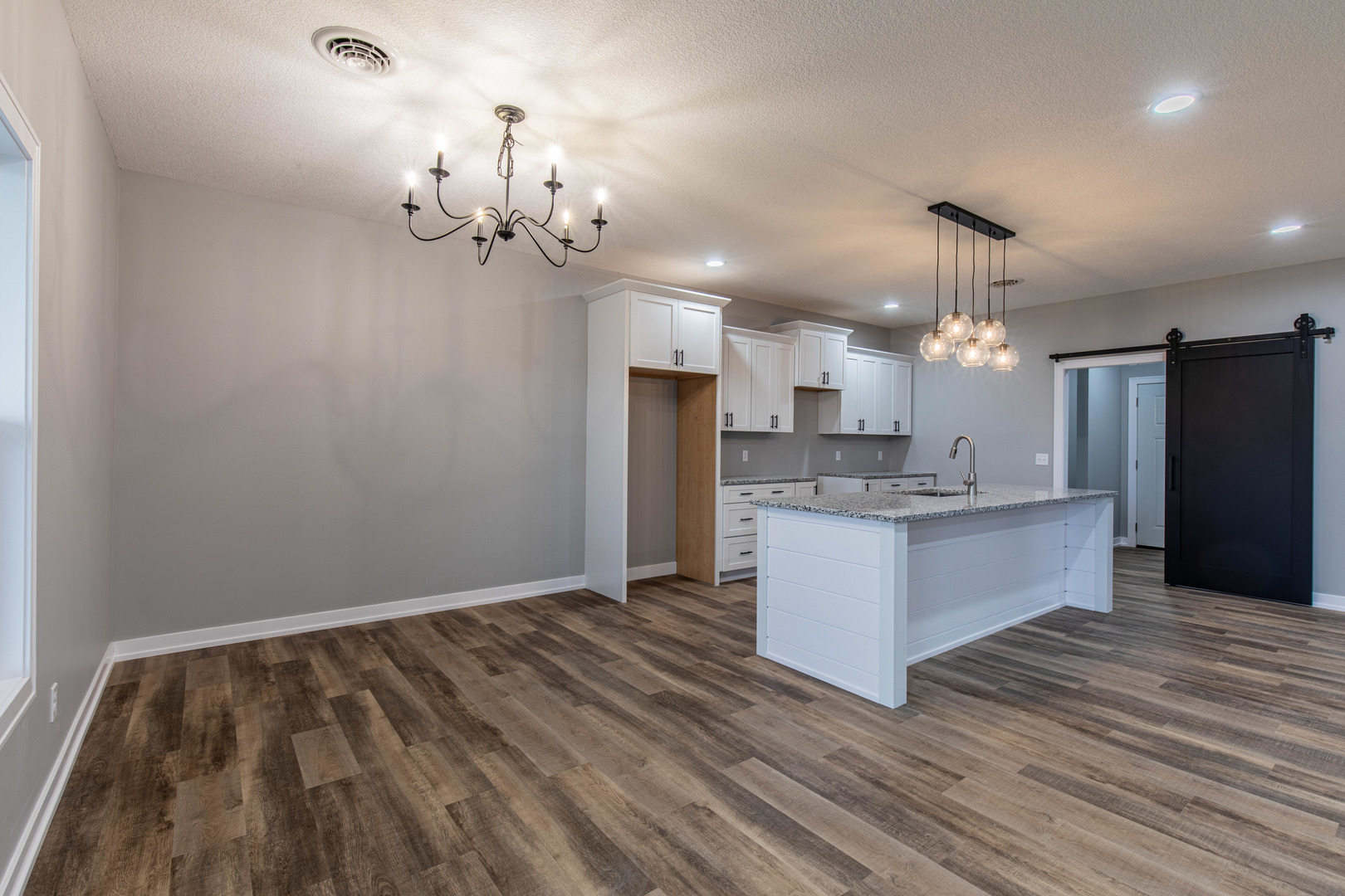 1015 South 6th Street, Unit 1 Princeton, IL 61356 - Photo 9 of 32