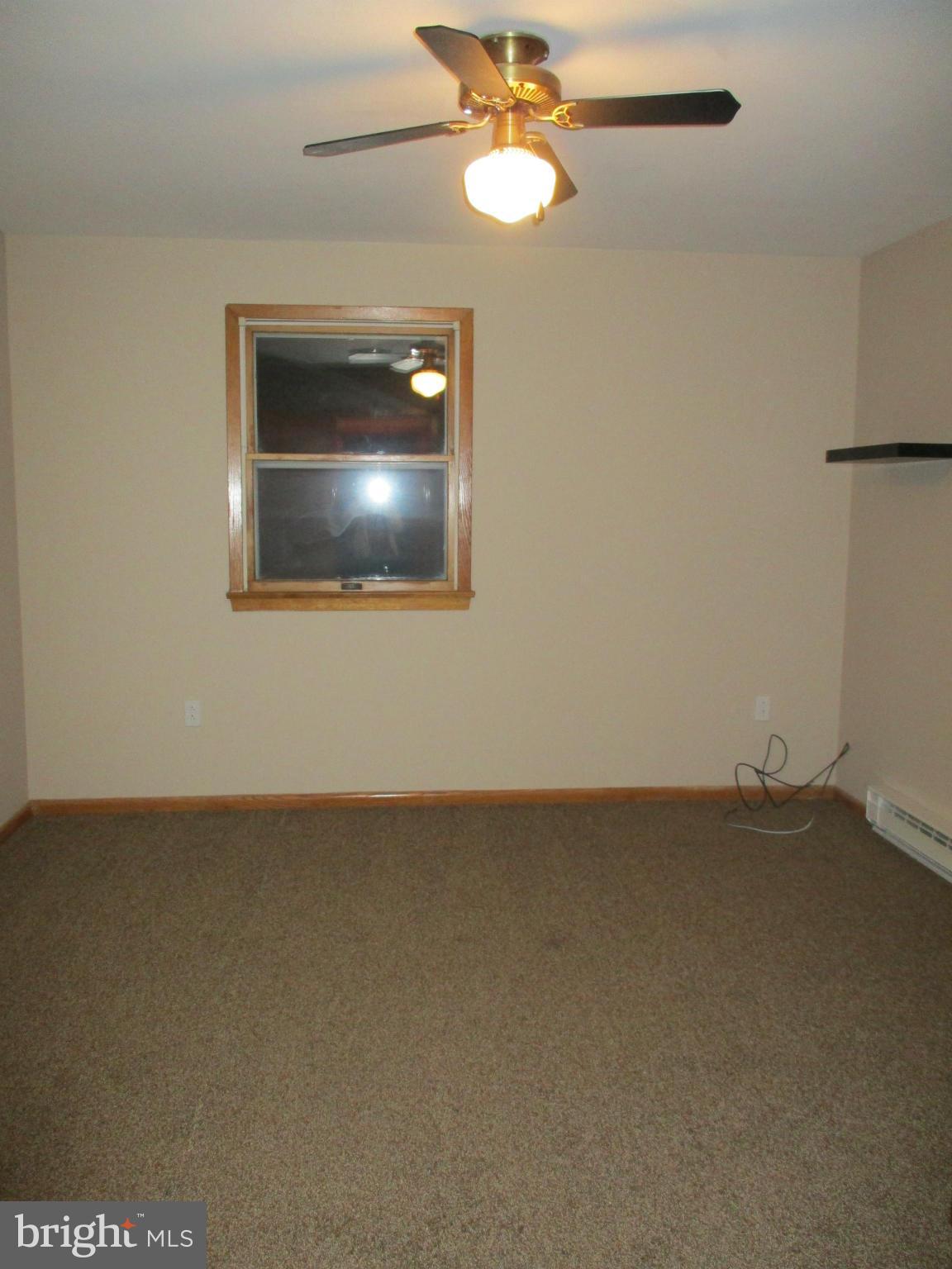 14906 Viewcrest Road Southwest Cumberland, MD 21502 - Photo 13 of 25 Bedroom