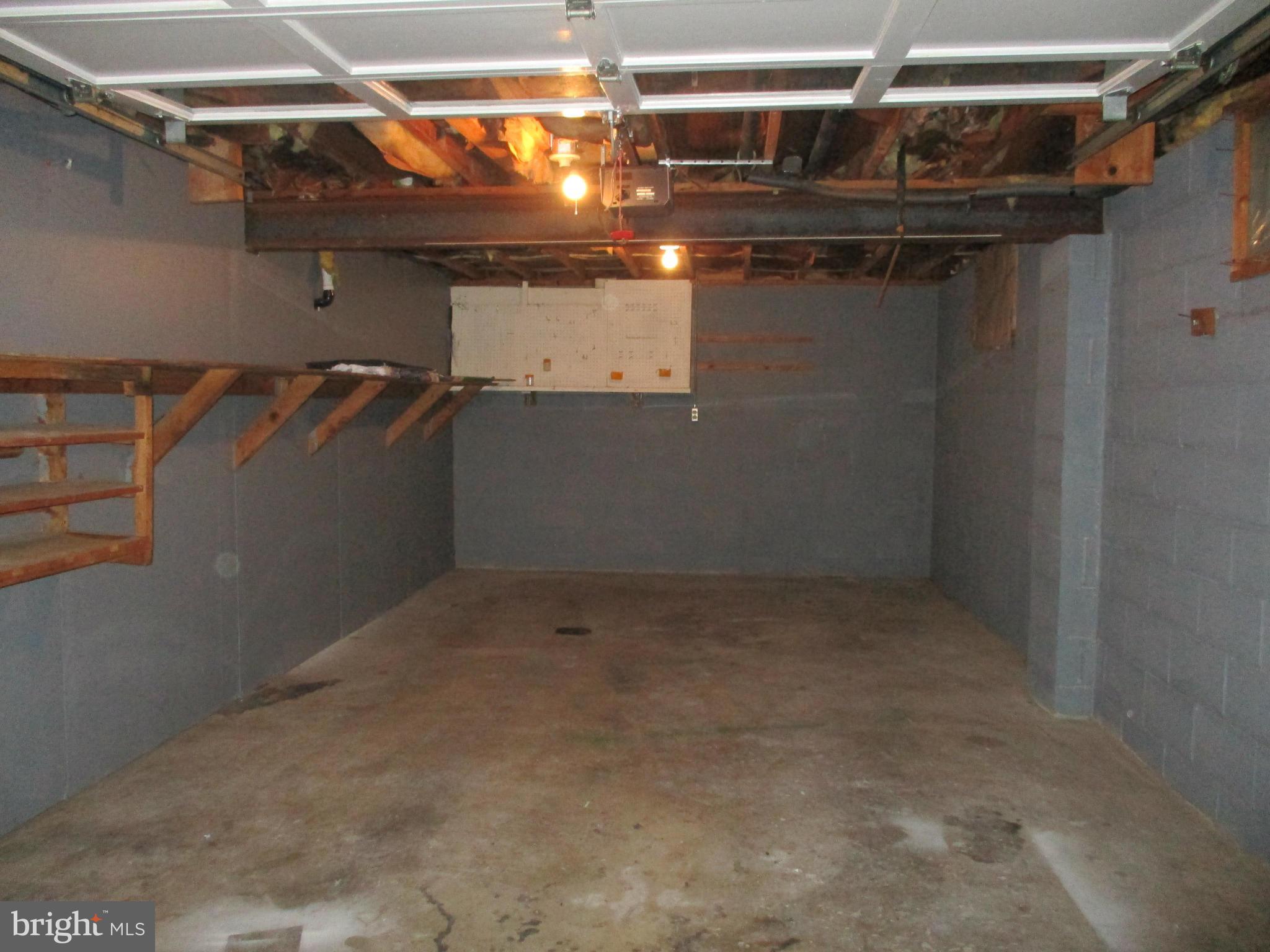 14906 Viewcrest Road Southwest Cumberland, MD 21502 - Photo 22 of 25 Built-In Garage