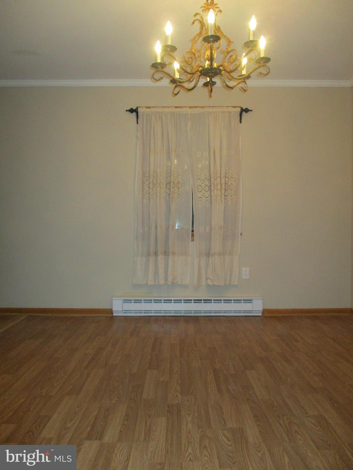 14906 Viewcrest Road Southwest Cumberland, MD 21502 - Photo 6 of 25 Dining Room