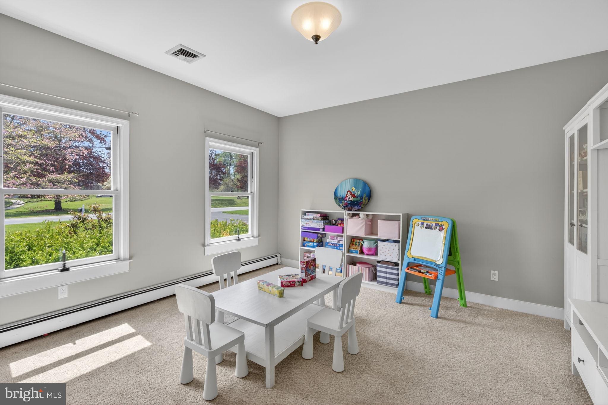 5255 Landis Mill Road Bethlehem, PA 18015 - Photo 7 of 50
