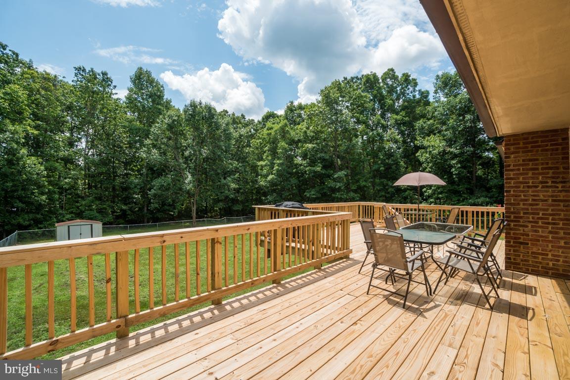 27390 Big H Ranch Road Culpeper, VA 22701 - Photo 17 of 33 WOW The awesome deck & recently replaced!
