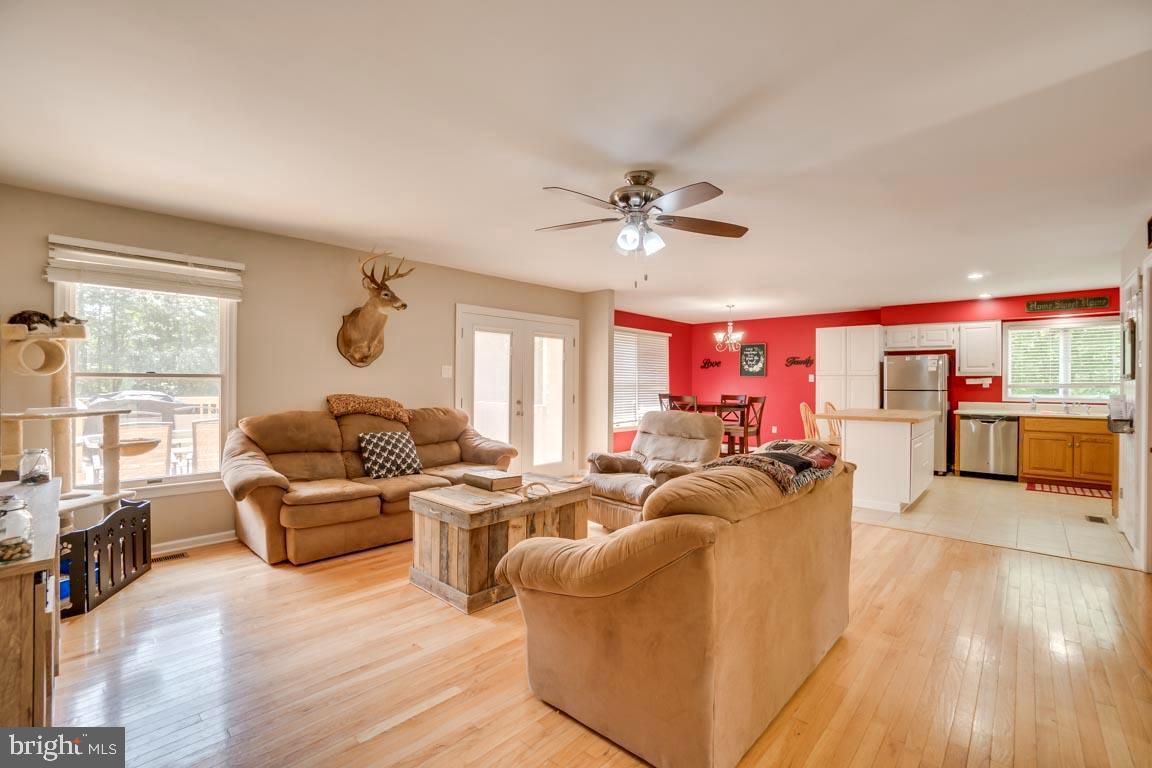 27390 Big H Ranch Road Culpeper, VA 22701 - Photo 5 of 33 Great Room open to kitchen & dining areas!