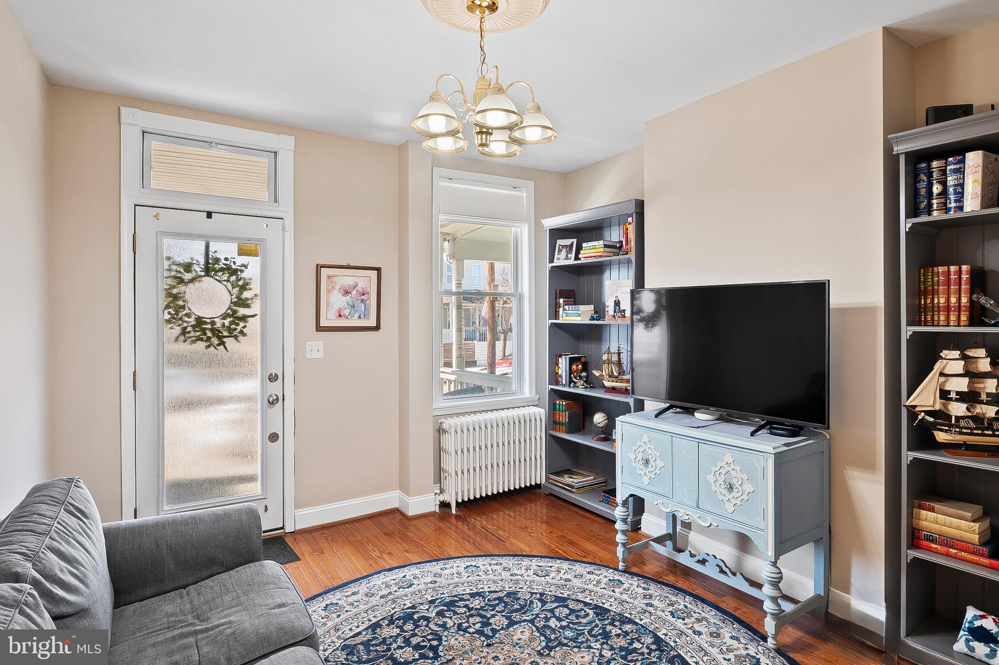 3413 Keswick Road Baltimore, MD 21211 - Photo 7 of 26 Living Room