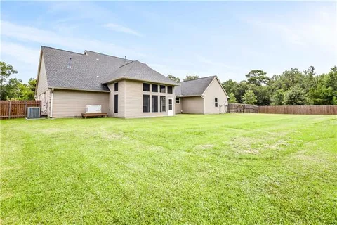 $495,000 | 196 Chantilly Loop, Pearl River, LA 70452