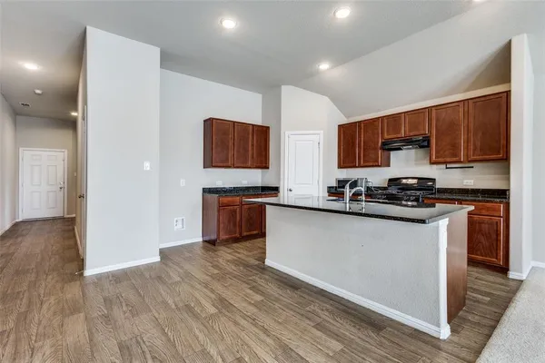 $2,200 | 6020 Halton Dr., Aubrey, TX 76227