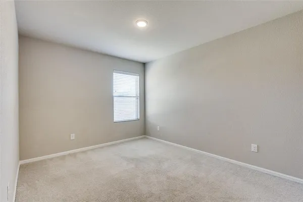 $2,200 | 6020 Halton Dr., Aubrey, TX 76227