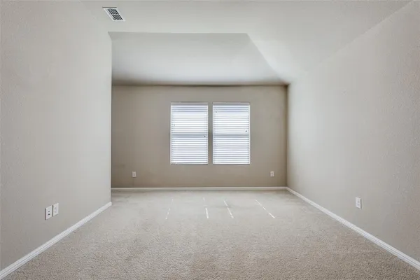 $2,200 | 6020 Halton Dr., Aubrey, TX 76227