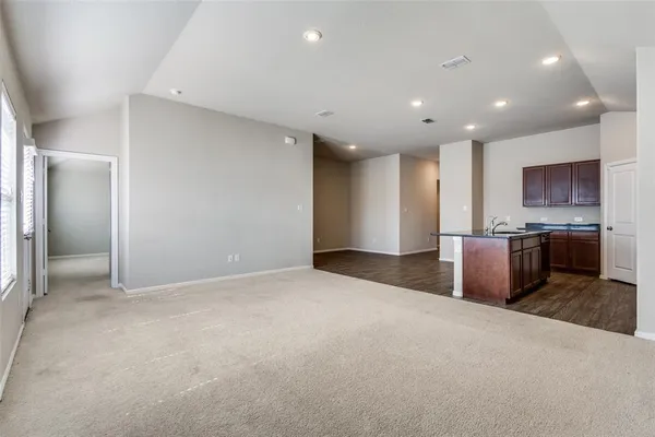 $2,200 | 6020 Halton Dr., Aubrey, TX 76227