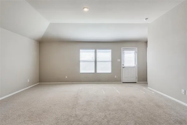 $2,200 | 6020 Halton Dr., Aubrey, TX 76227
