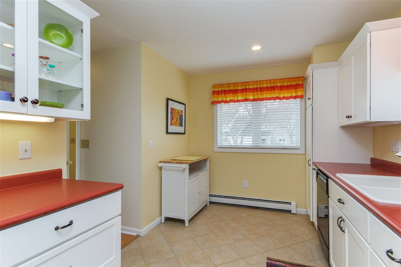 57 Cumberland Road Burlington, VT 05408 - Photo 11 of 28 Gallery Image 11