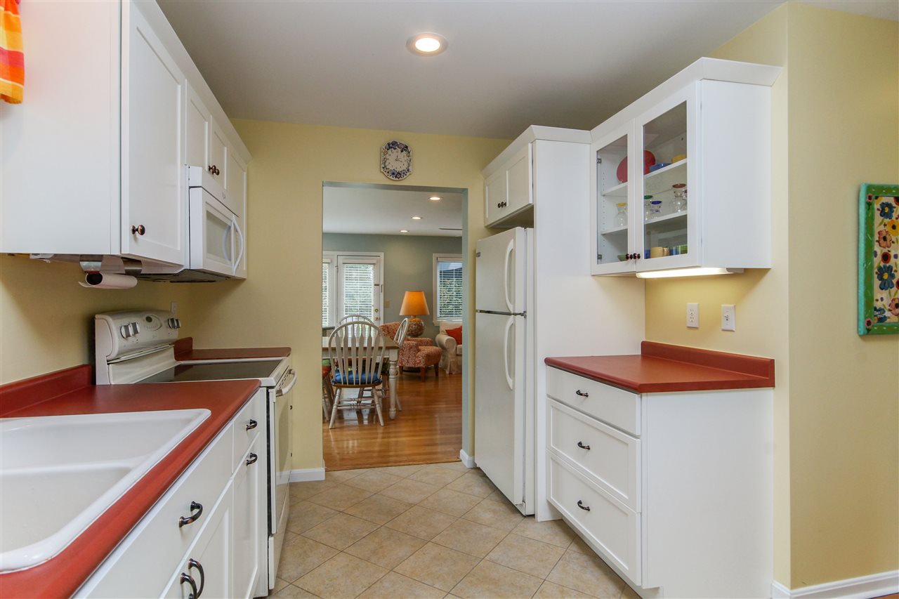 57 Cumberland Road Burlington, VT 05408 - Photo 10 of 28 Gallery Image 10