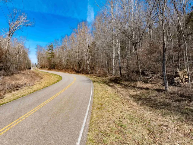 $15,000 | Lot 184 Deer Hollow Drive, Parsons, TN 38363