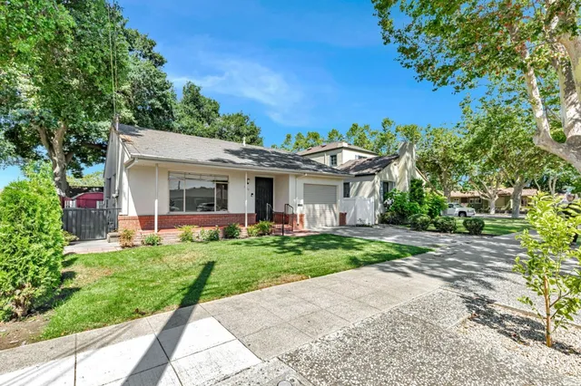 $638,000 | 1010 Monterey Street, Hollister, CA 95023