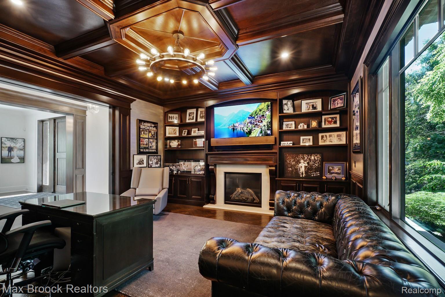111 Baldwin Road Birmingham, MI 48009 - Photo 5 of 62 DSC00844.jpg