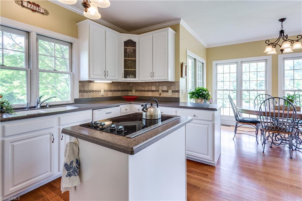 6006 Beckenham Way Oak Ridge, NC 27310 - Photo 17 of 30