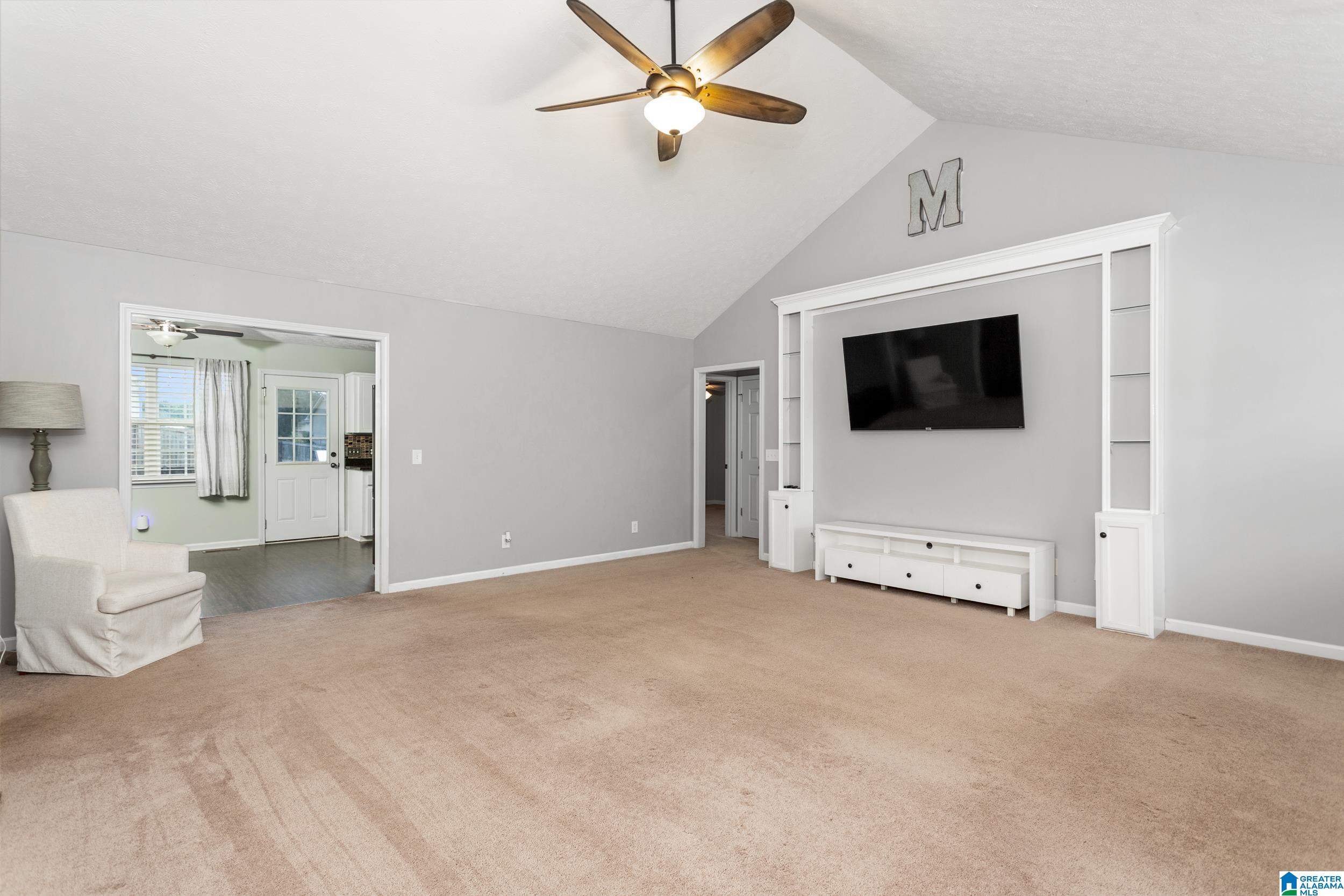 11 Angel Circle Weaver, AL 36277 - Photo 5 of 31 Gallery Image 5