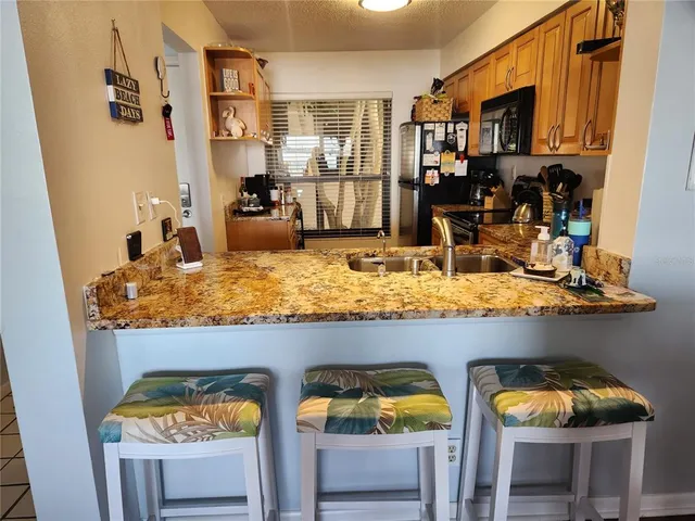 $2,200 | 6291 Bahia Del Mar Circle, Unit 110, St. Petersburg, FL 33715