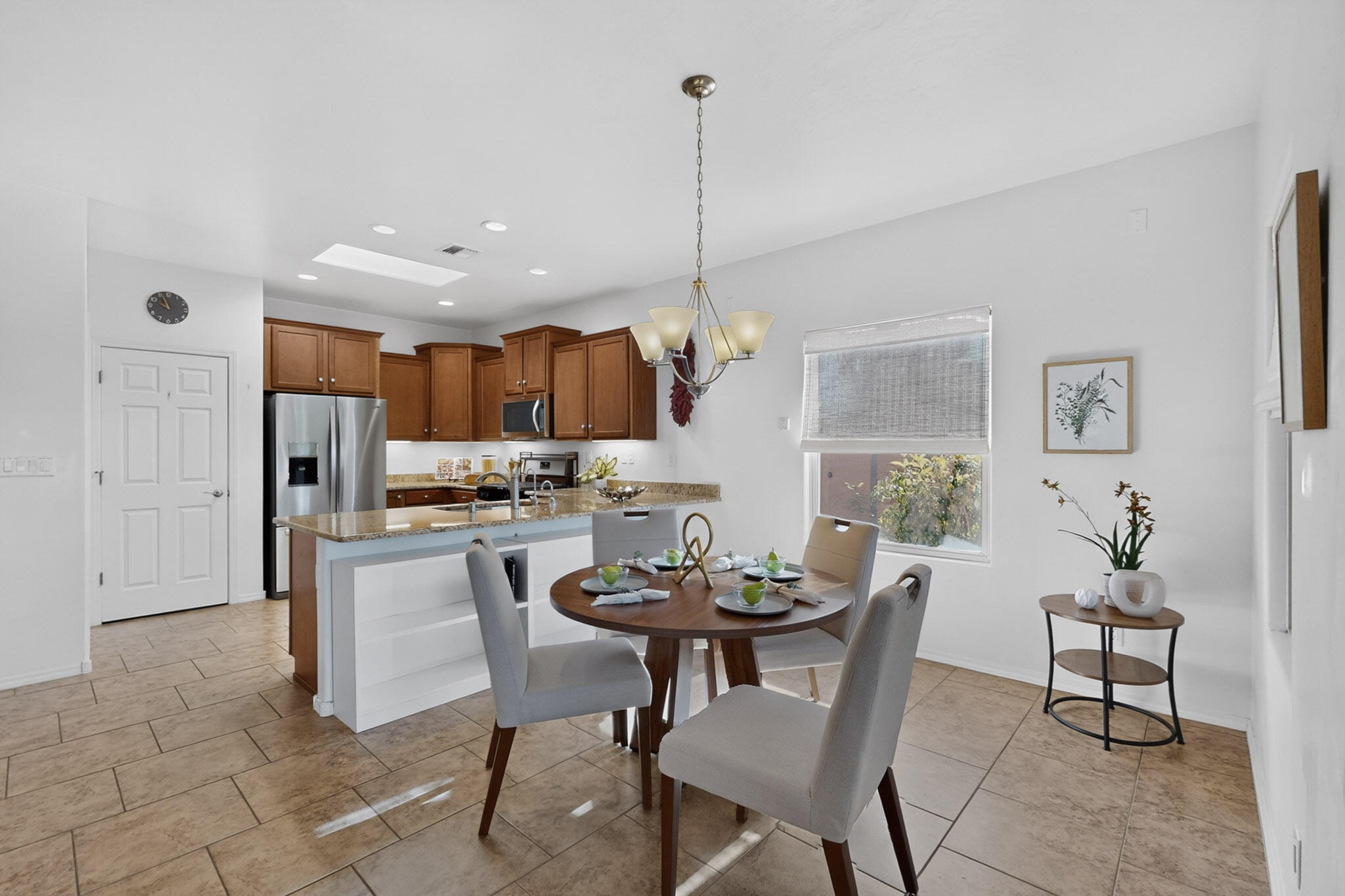6945 Mountain Hawk Loop Northeast Rio Rancho, NM 87144 - Photo 13 of 56 Gallery Image 13