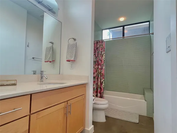 $4,000 | 3700 Garden Villa Lane, Unit 1, Austin, TX 78704