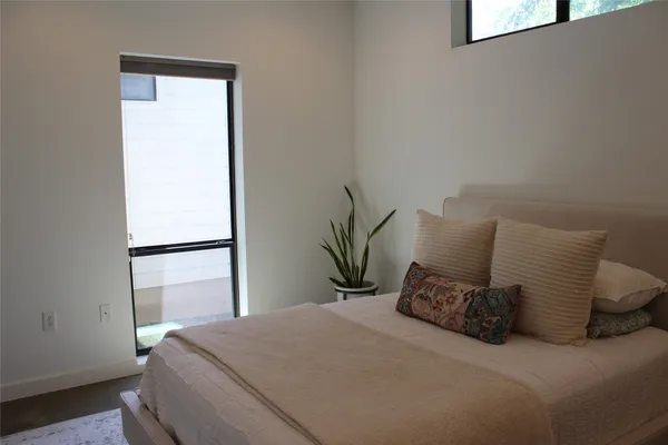 $4,000 | 3700 Garden Villa Lane, Unit 1, Austin, TX 78704