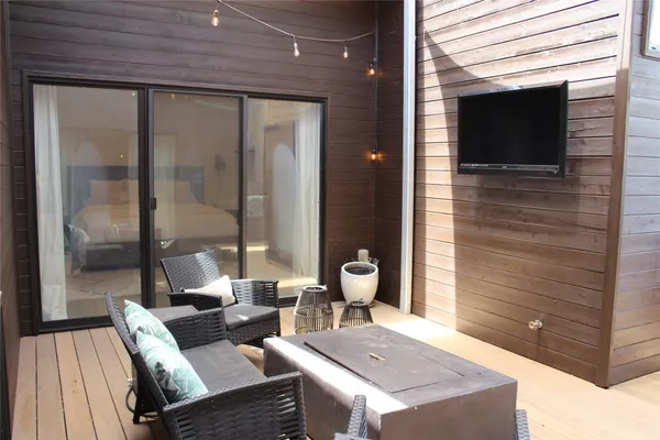 $4,000 | 3700 Garden Villa Lane, Unit 1, Austin, TX 78704