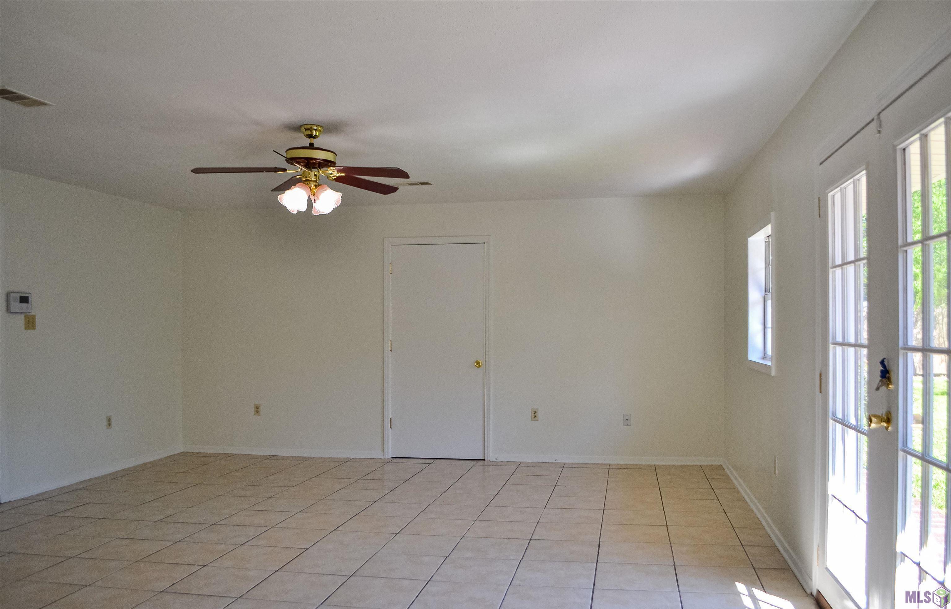 15729 Treasurer Avenue Baton Rouge, LA 70817 - Photo 8 of 23