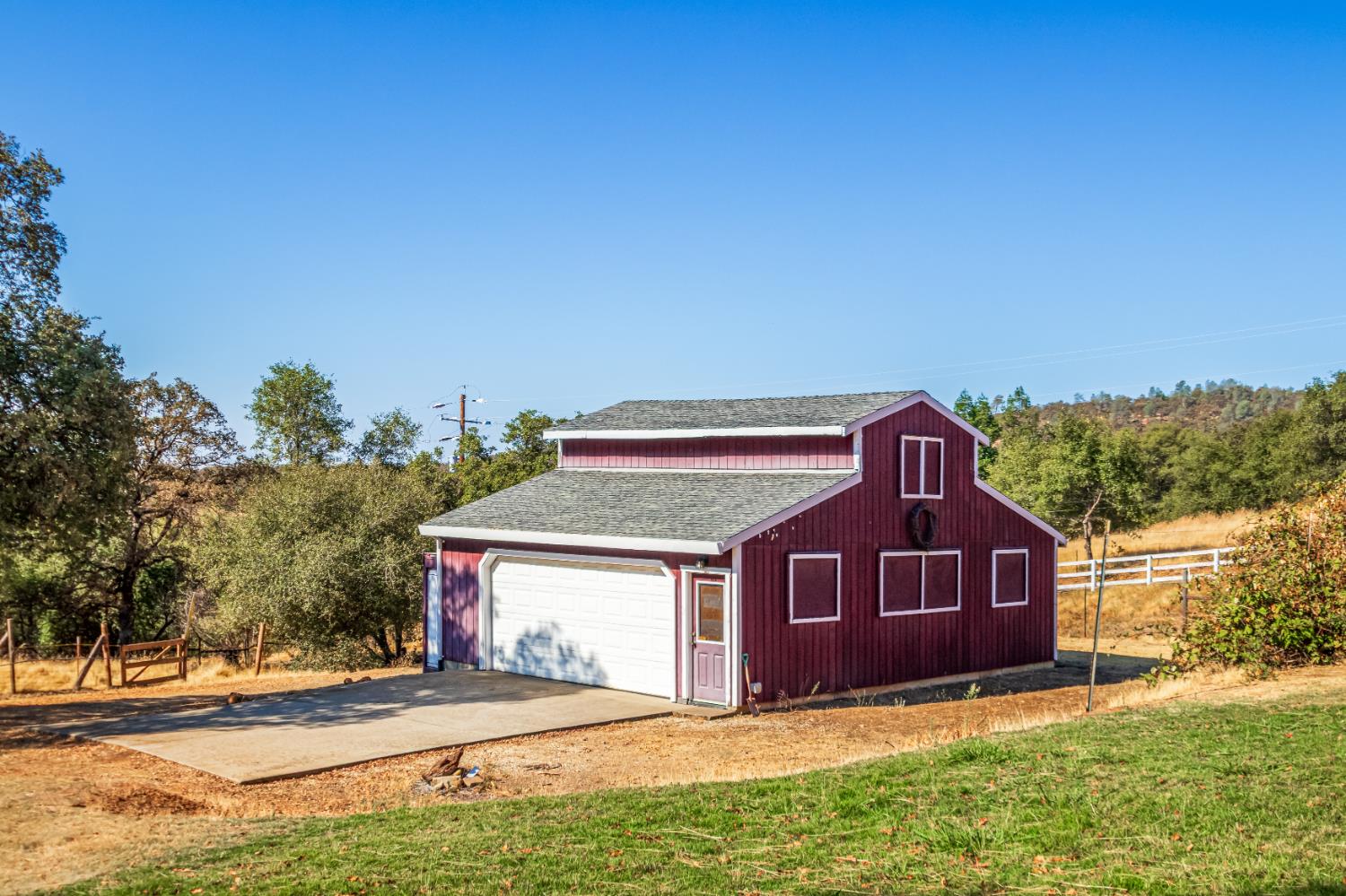 9290 Cramer Road Auburn, CA 95602 - Photo 53 of 66 Horse barn / workshop (easily converted back to a horse barn)