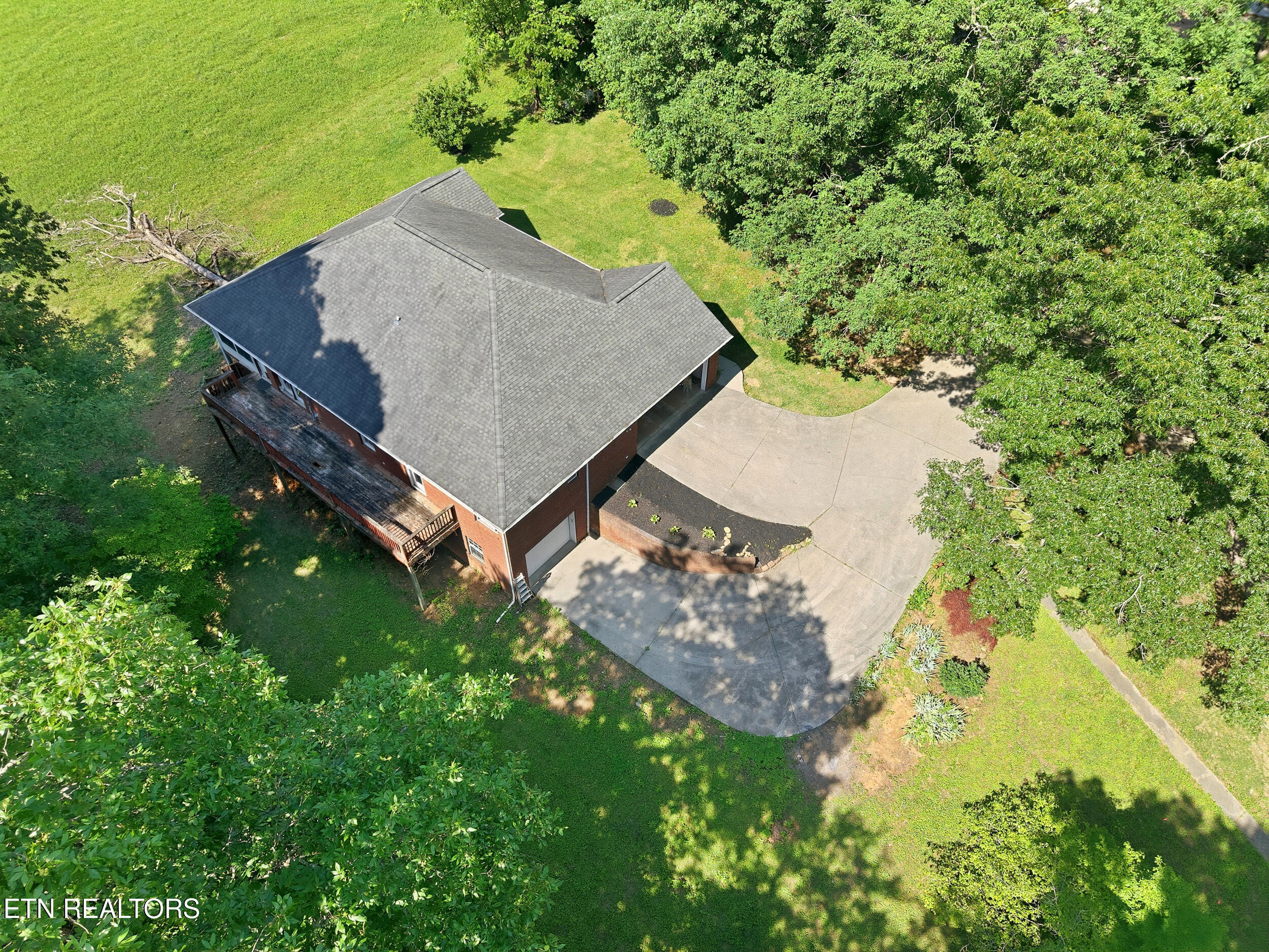 210 Bethel Church Road Townsend, TN 37882 - Photo 17 of 44 21_210_bethel_church_rd_0029