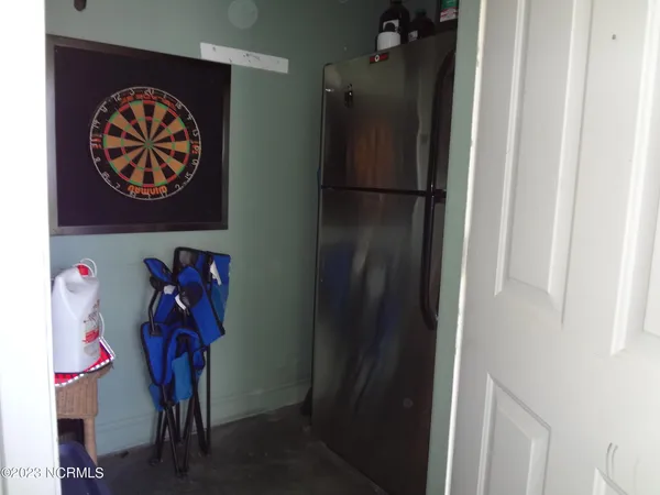 $1,900 | 205 South Pointe Drive, Unit B, Winterville, NC 28590