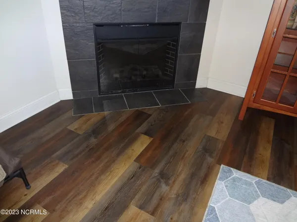 $1,900 | 205 South Pointe Drive, Unit B, Winterville, NC 28590