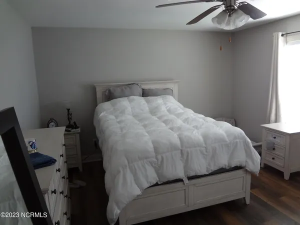 $1,900 | 205 South Pointe Drive, Unit B, Winterville, NC 28590