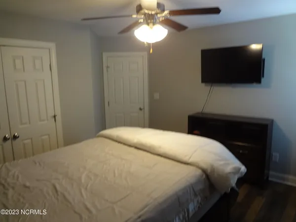 $1,900 | 205 South Pointe Drive, Unit B, Winterville, NC 28590