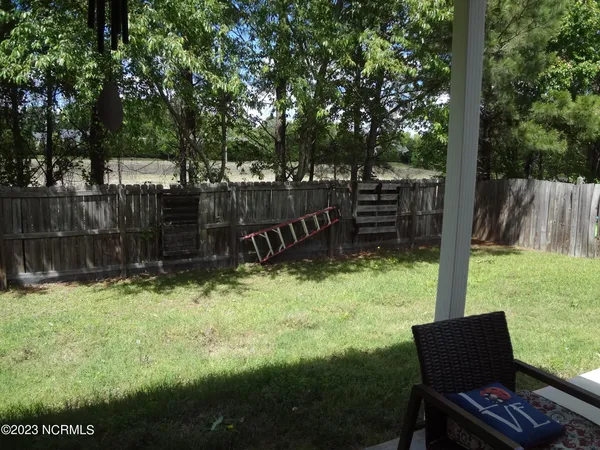 $1,900 | 205 South Pointe Drive, Unit B, Winterville, NC 28590