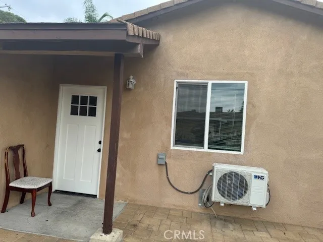 $2,650 | 11301 Collett Avenue, Unit 1/2, Granada Hills, CA 91344