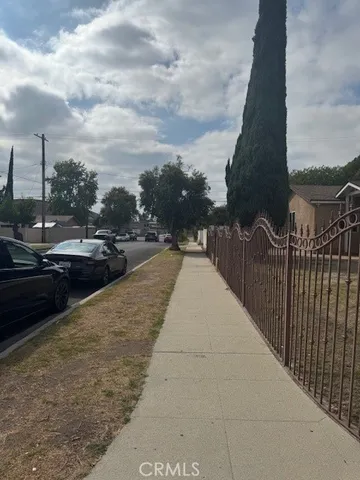 $2,650 | 11301 Collett Avenue, Unit 1/2, Granada Hills, CA 91344