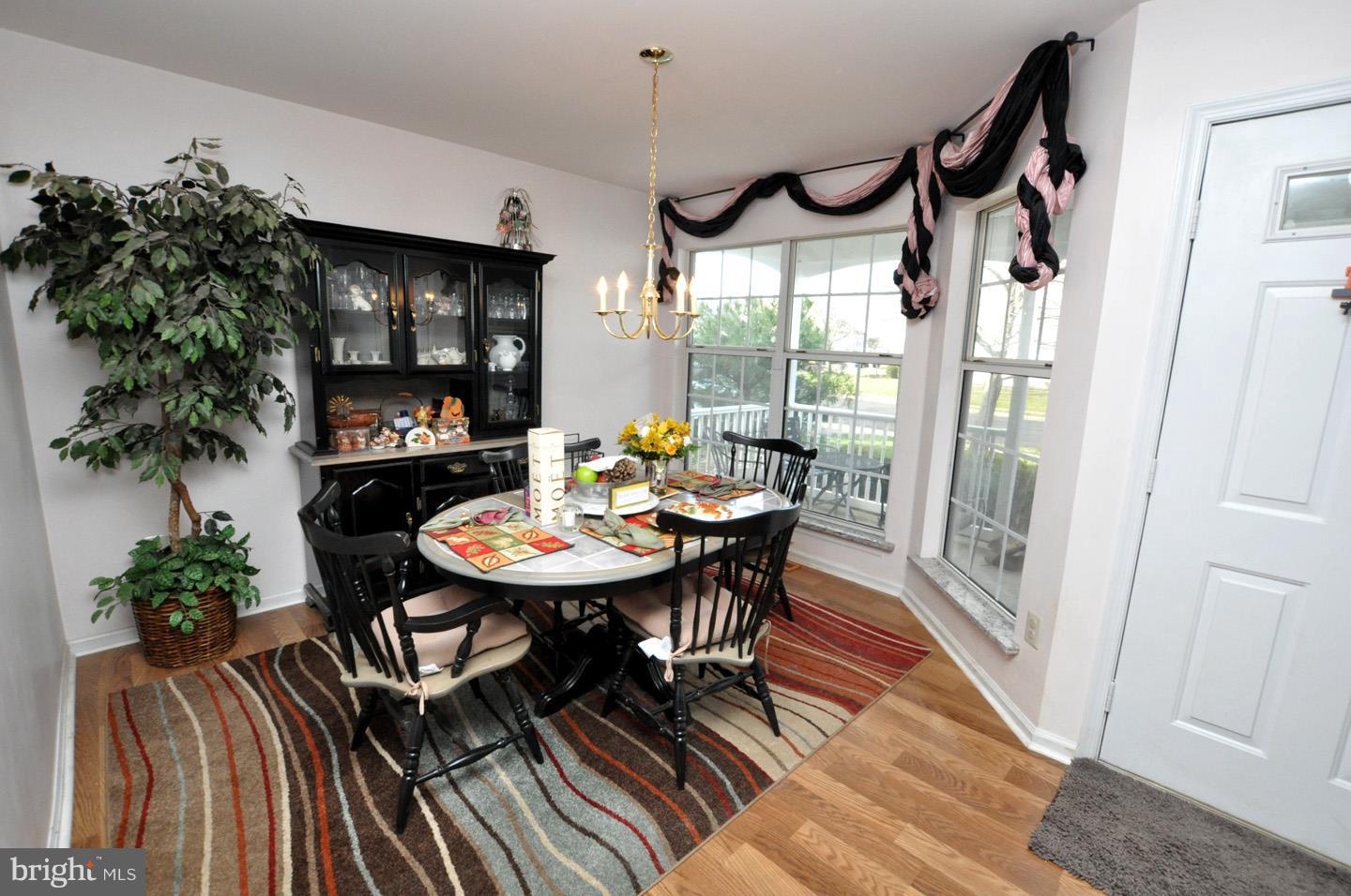 159 Ridgewood Way Burlington, NJ 08016 - Photo 4 of 20 Gallery Image 4