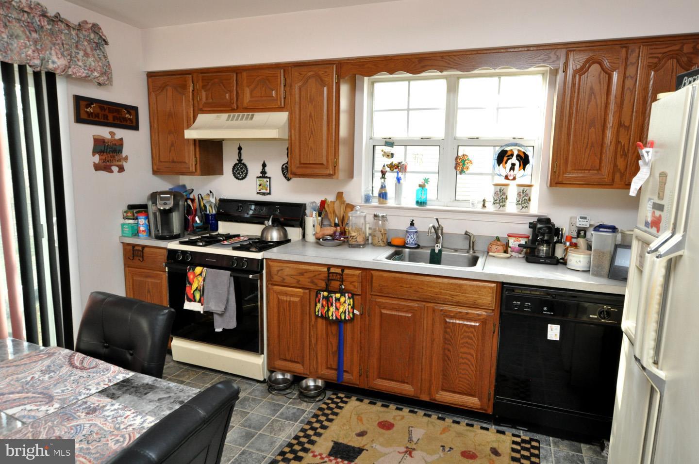 159 Ridgewood Way Burlington, NJ 08016 - Photo 9 of 20 Gallery Image 9