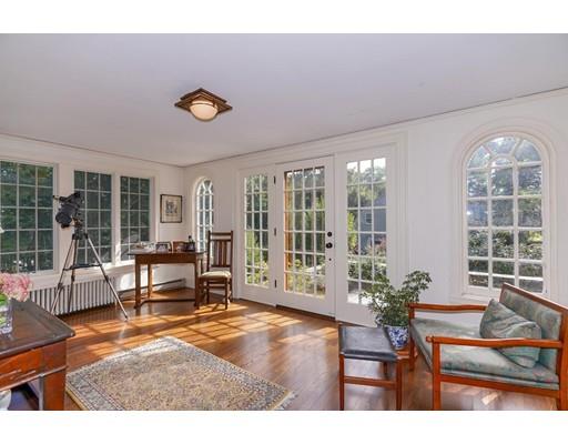 32 Longfellow Road Wellesley, MA 02481 - Photo 6 of 25 Gallery Image 6