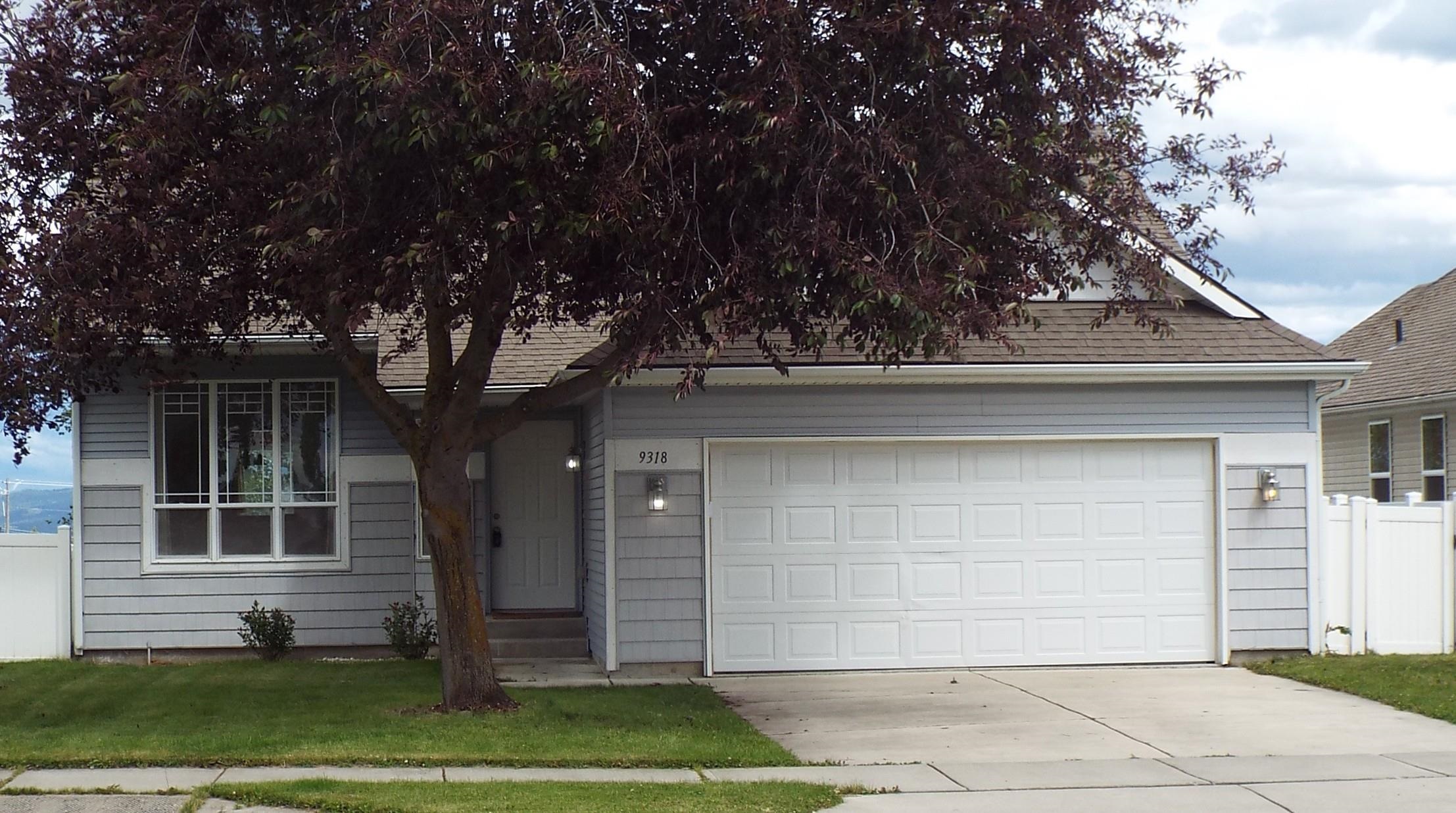 9318 North Oak Street Spokane, WA 99208 - Photo 1 of 16