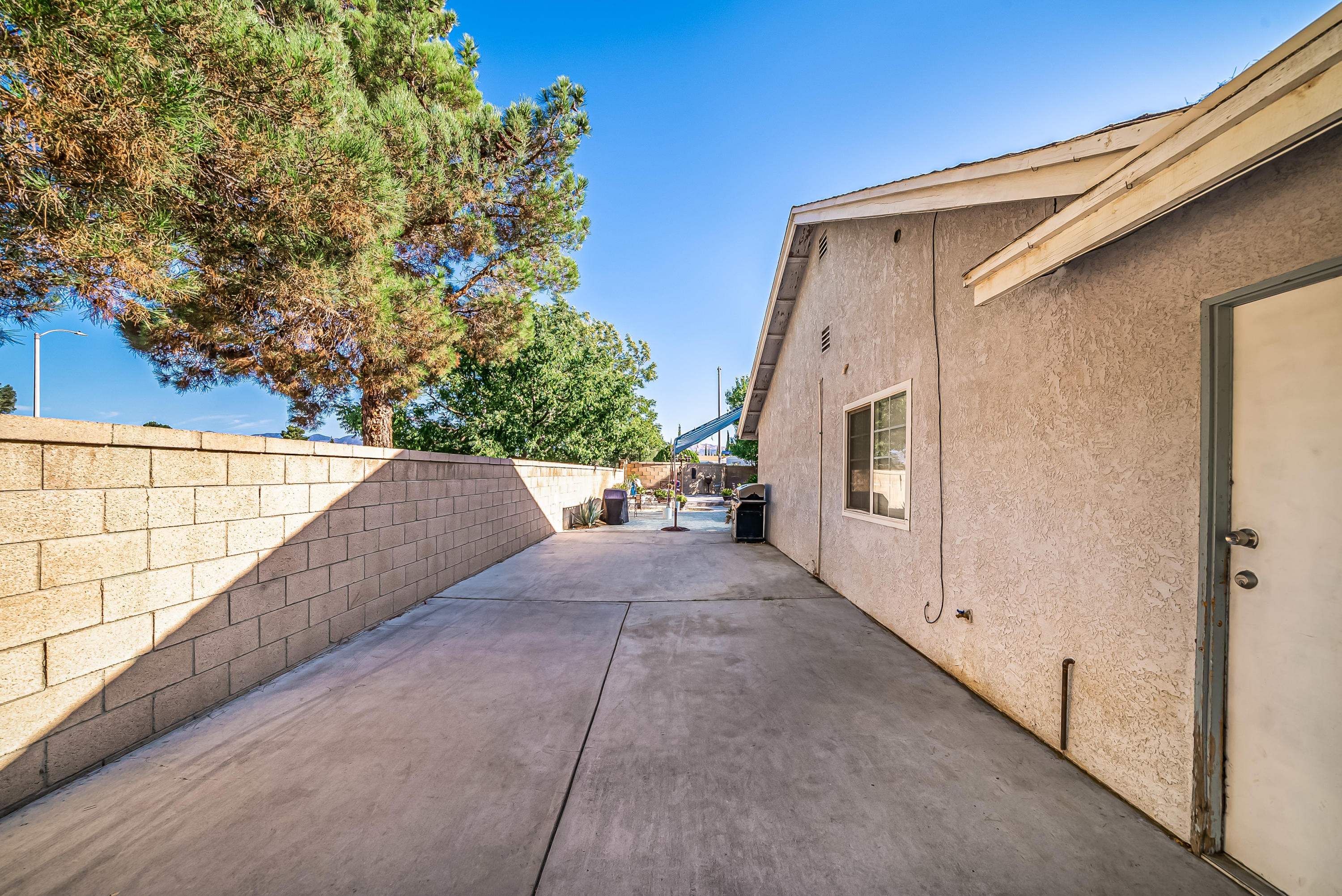 4360 Saddleback Road Palmdale, CA 93552 - Photo 23 of 23 SkyFilm 37