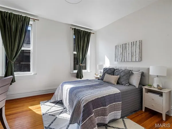 $249,000 | 3548 Victor Street, Unit 2W, St. Louis, MO 63104