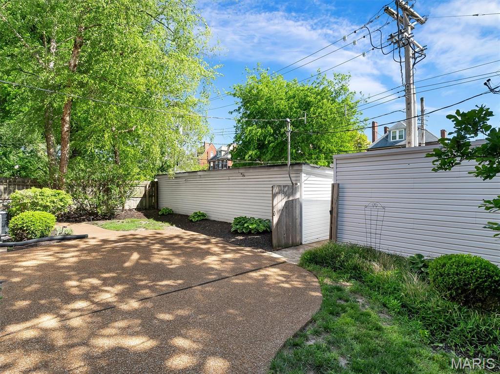 3548 Victor Street, Unit 2W St. Louis, MO 63104 - Photo 25 of 26