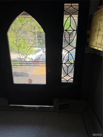 $249,000 | 3548 Victor Street, Unit 2W, St. Louis, MO 63104