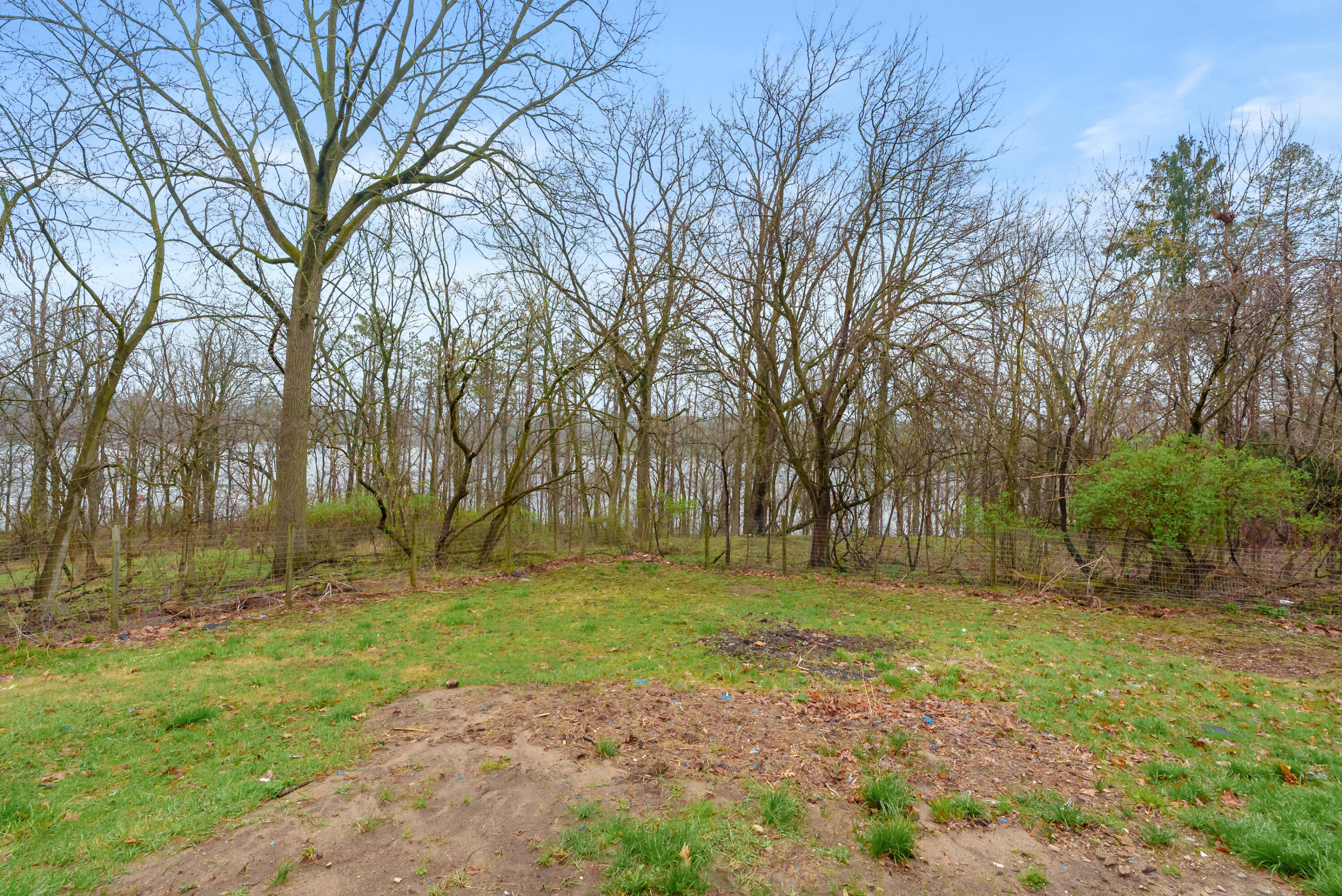 2356 Mt Olivet Road Kalamazoo, MI 49004 - Photo 11 of 24 Mt Olivet Rd 2356 Kalamazoo 49004-19