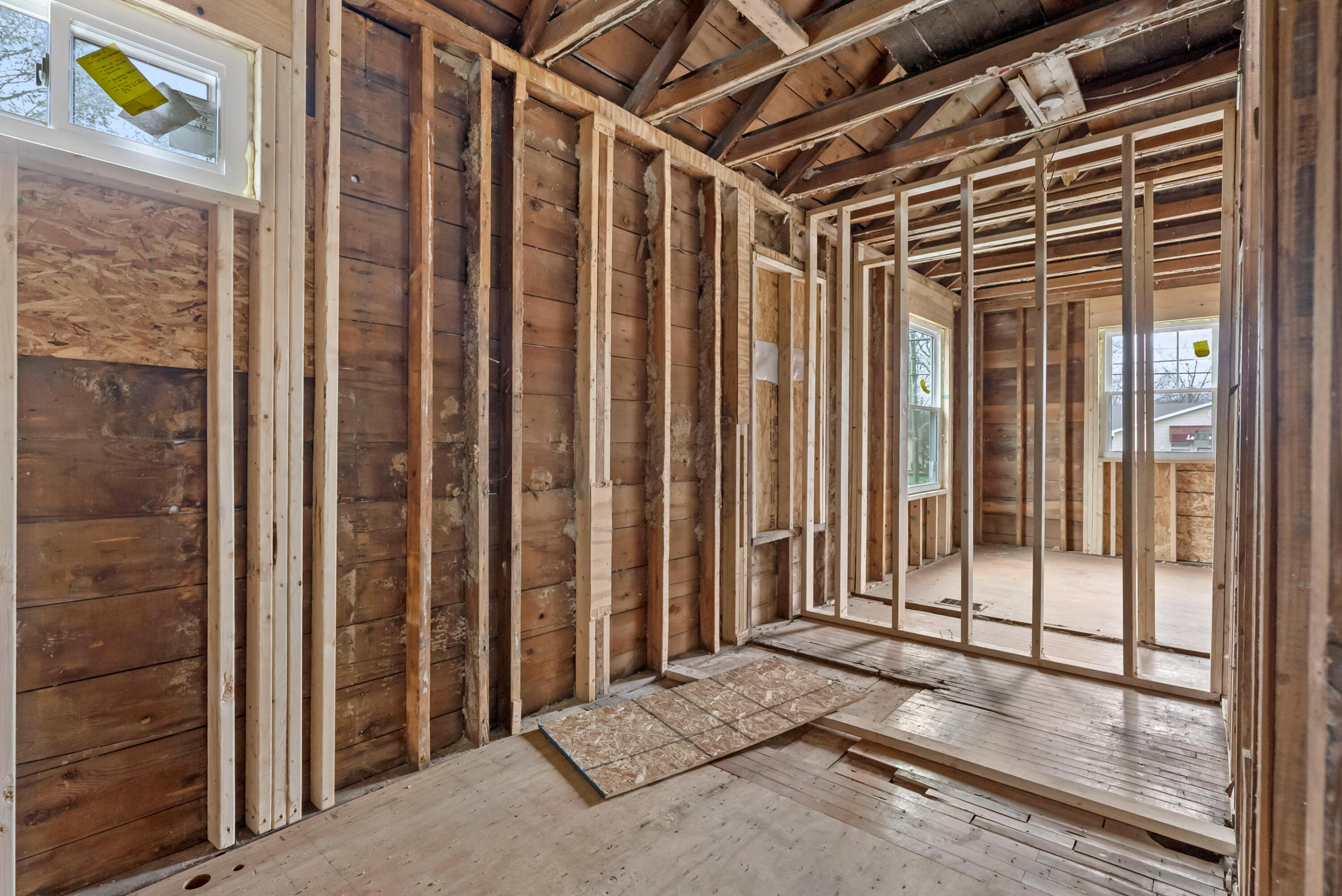 2356 Mt Olivet Road Kalamazoo, MI 49004 - Photo 13 of 24 Mt Olivet Rd 2356 Kalamazoo 49004-9