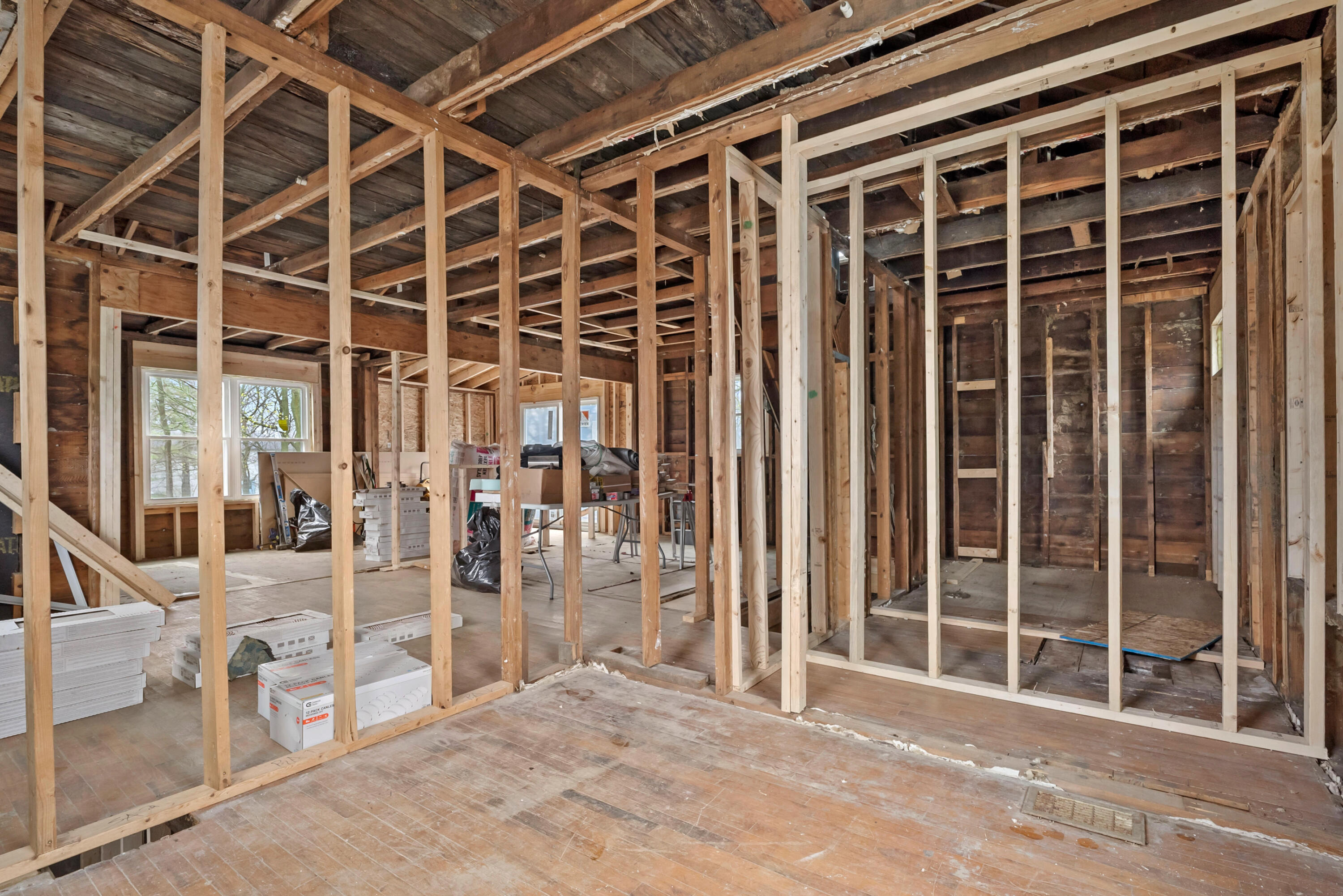 2356 Mt Olivet Road Kalamazoo, MI 49004 - Photo 14 of 24 Mt Olivet Rd 2356 Kalamazoo 49004-8