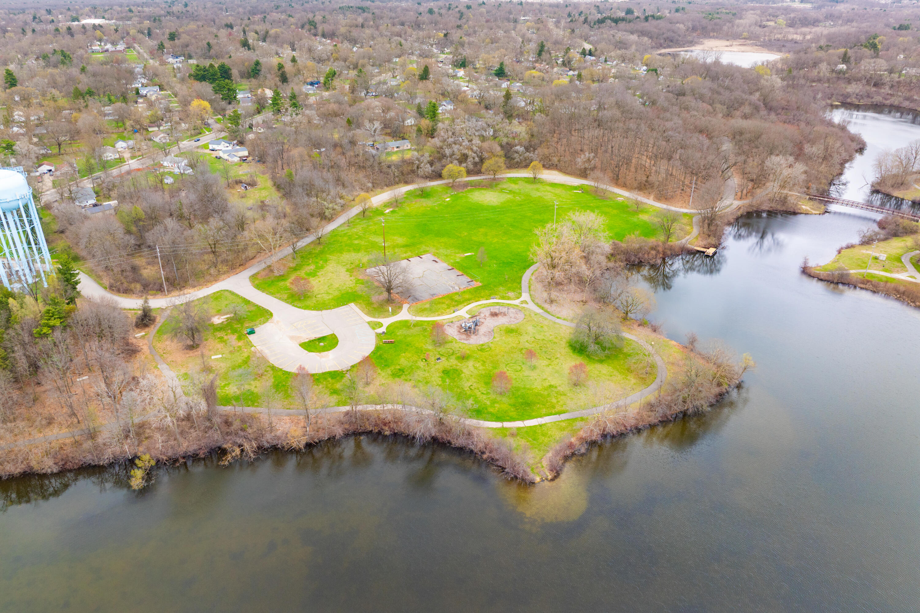 2356 Mt Olivet Road Kalamazoo, MI 49004 - Photo 24 of 24 Mt Olivet Rd 2356 Kalamazoo 49004-40